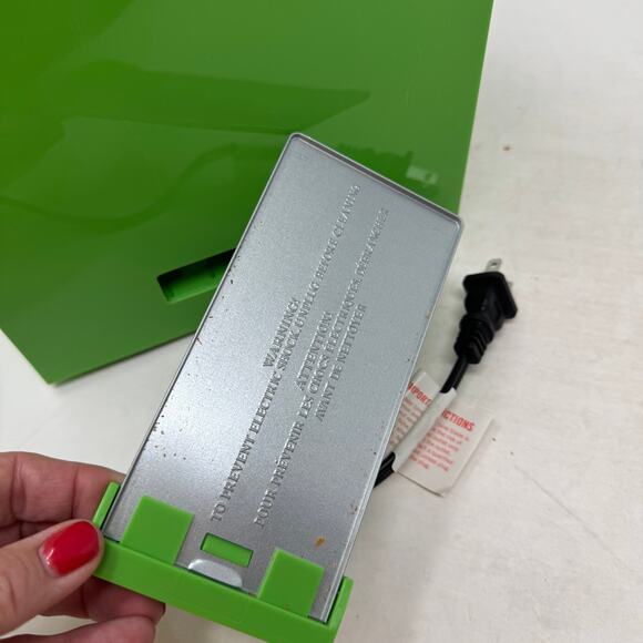 Minecraft Creeper Toaster Green Two-Slice Digital Control Gamer Kitchen - Picture 9 of 11